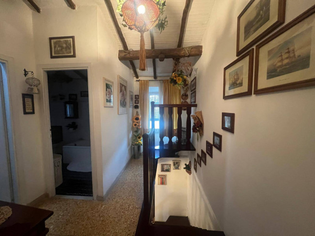 Casa Semindipendente in vendita a Marta