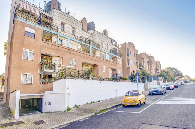 Appartamento in vendita a Roma