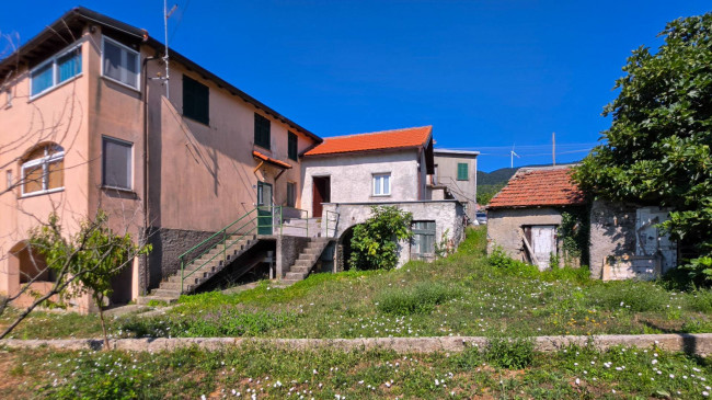 Casa singola - Indipendente in Vendita a Stella