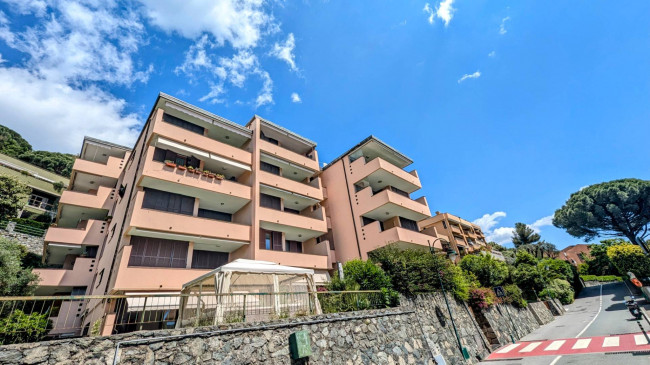 Appartamento in Affitto a Arenzano