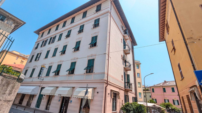 Appartamento in Affitto a Arenzano