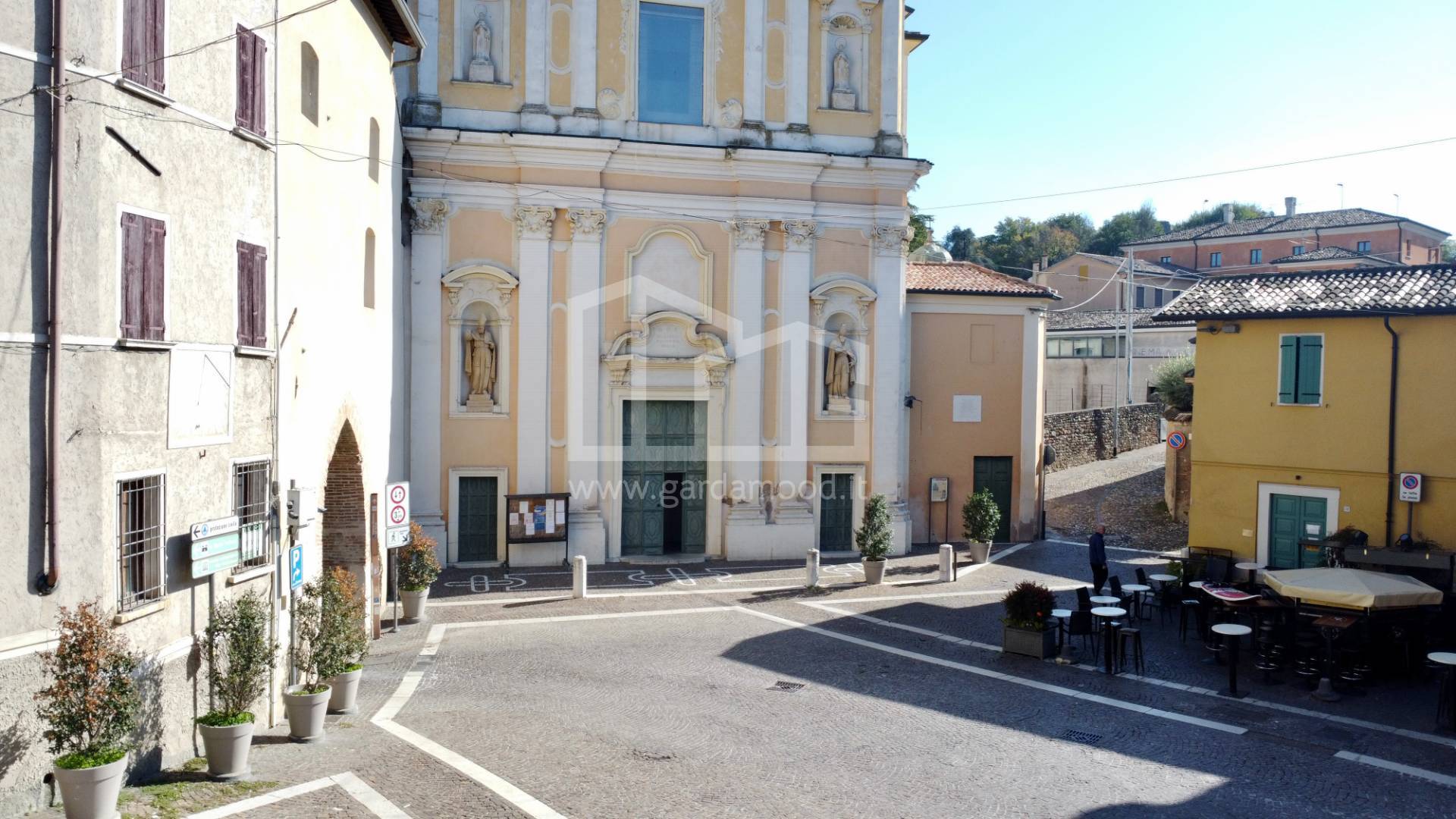 immobili