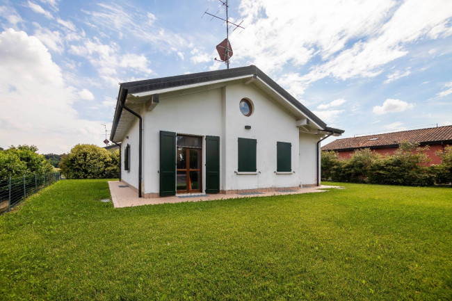 Villa in vendita a Solferino (MN)