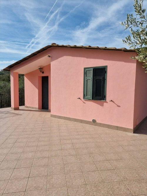 Villa in vendita a Imperia (IM)