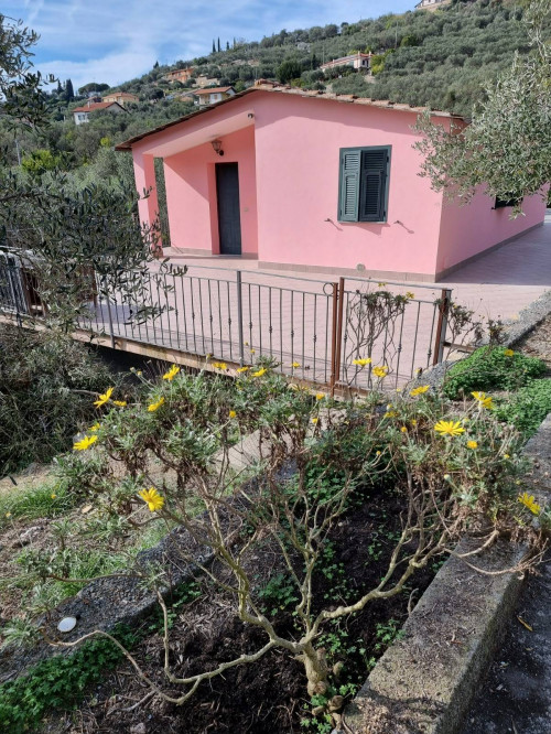 Villa in vendita a Imperia (IM)