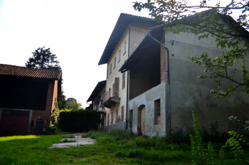 Rustico in vendita a Chieri