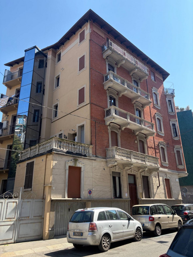 Appartamento in vendita a Torino