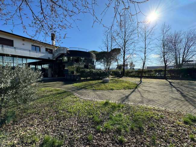 Villa in vendita a Gorizia