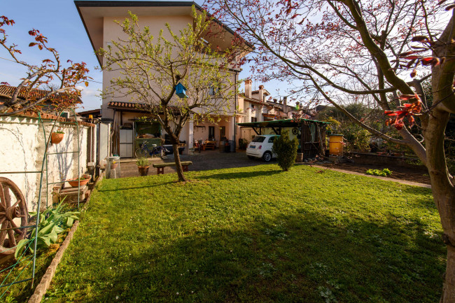 Villa in vendita a Gorizia