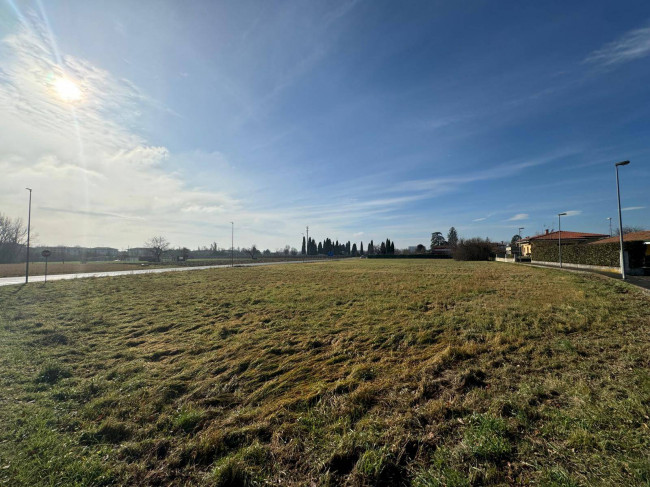 Terreno edificabile in vendita a Turriaco