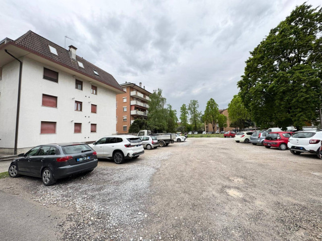Box o garage in vendita a Gorizia