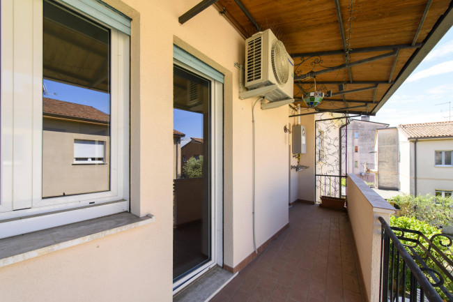 Appartamento in Villa bifamiliare con giardino in vendita a Gorizia