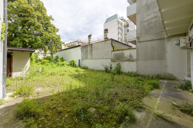 Stabile/Edifico/Palazzo in vendita a Gorizia