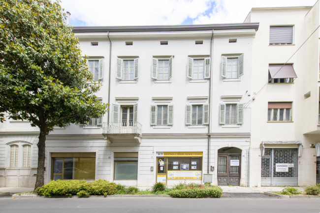 Stabile/Edifico/Palazzo in vendita a Gorizia