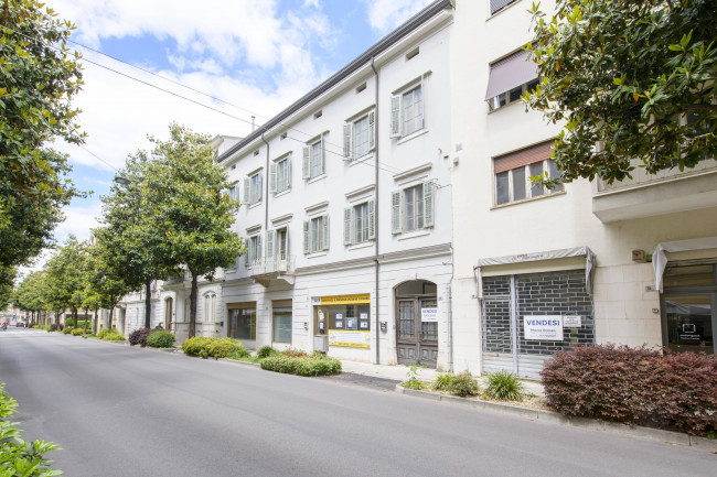 Stabile/Edifico/Palazzo in vendita a Gorizia