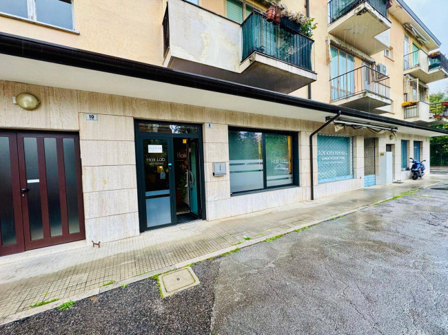 Attività commerciale in vendita a Gorizia