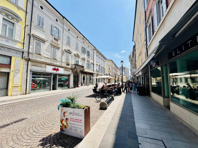 Attività commerciale in vendita a Gorizia