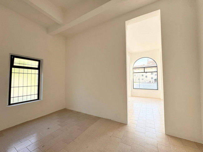 Locale commerciale in affitto a Gorizia