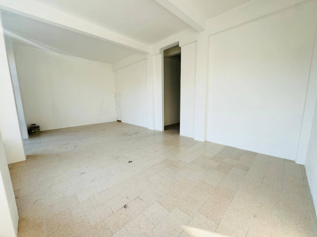 Locale commerciale in affitto a Gorizia