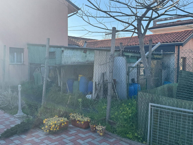 Casa accostata in vendita a Mossa