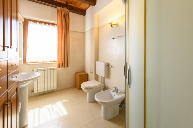 Villa in vendita a San Floriano del Collio