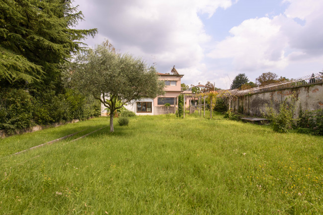 Villa in vendita a Gorizia