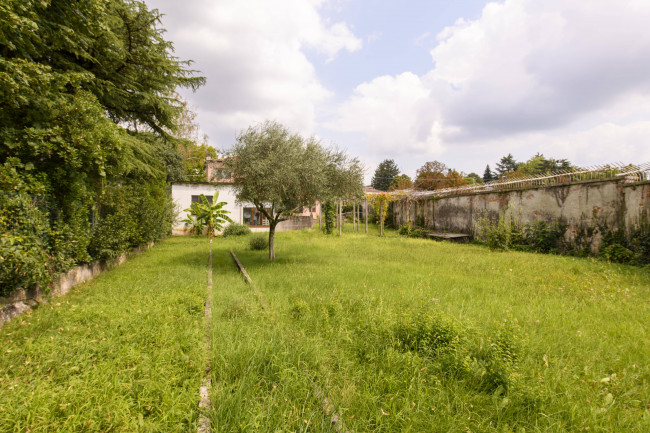 Villa in vendita a Gorizia