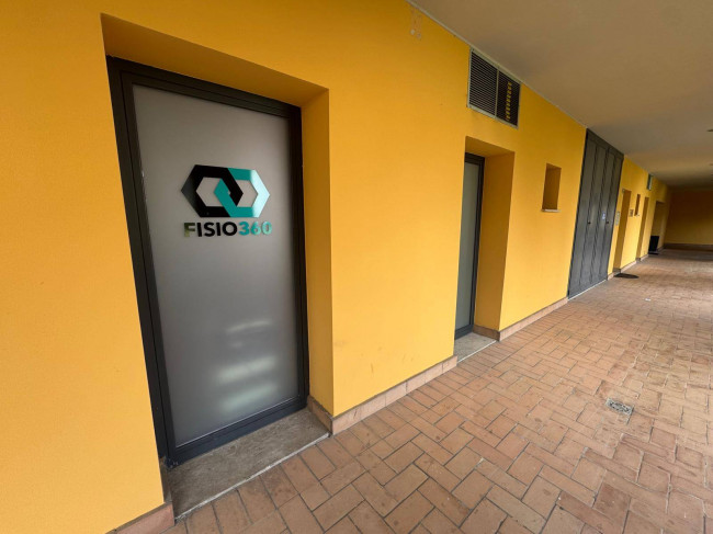 Locale commerciale in affitto a Gorizia