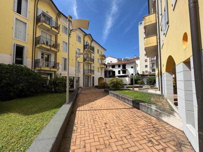 Locale commerciale in affitto a Gorizia