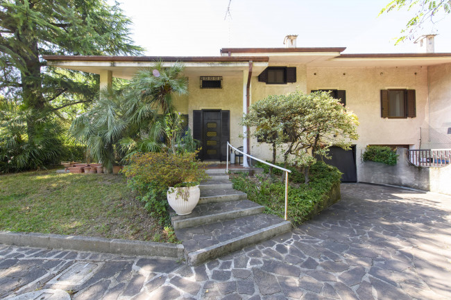 Villa in vendita a Monfalcone