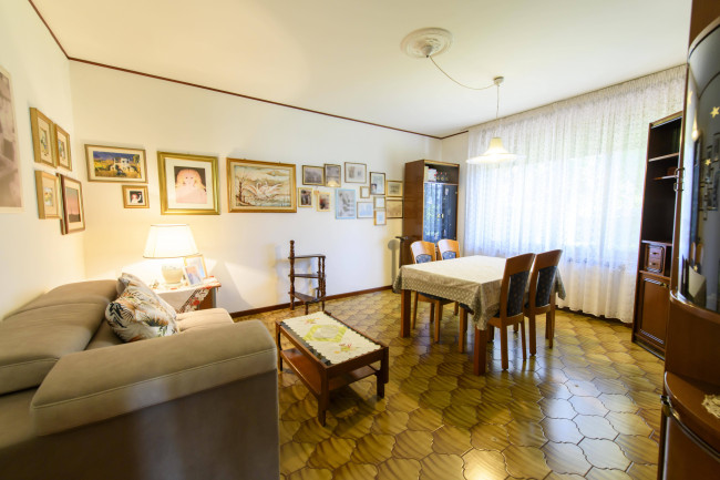 Appartamento in Villa bifamiliare con giardino in vendita a Capriva del Friuli