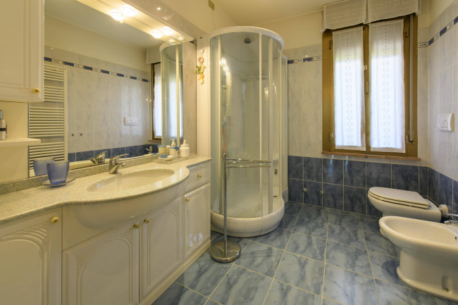 Appartamento in Villa bifamiliare con giardino in vendita a Capriva del Friuli