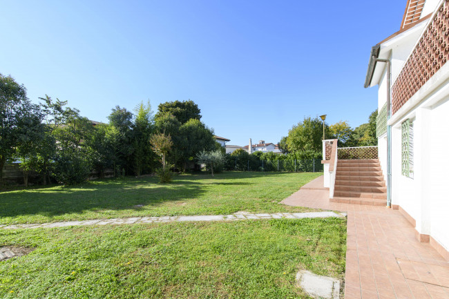 Villa in vendita a Castions di Strada