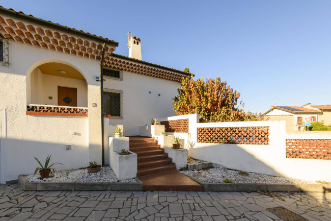 Villa in vendita a Castions di Strada