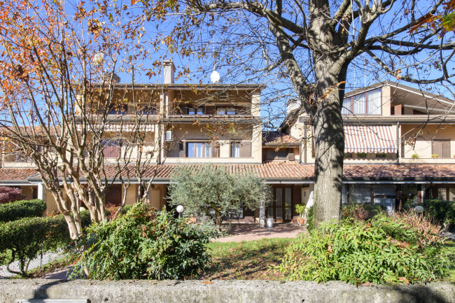 Villa in vendita a Romans d'Isonzo