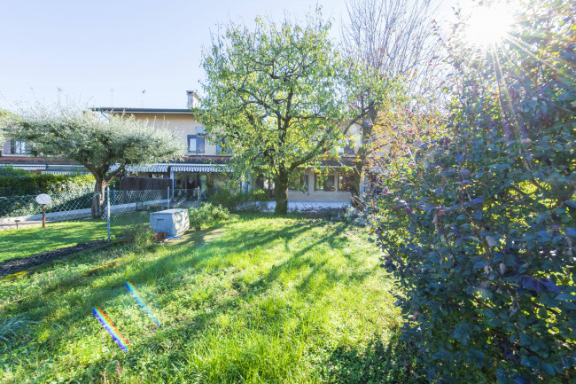 Villa in vendita a Romans d'Isonzo