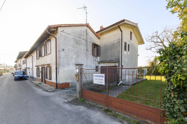 Casa accostata in vendita a Farra d'Isonzo