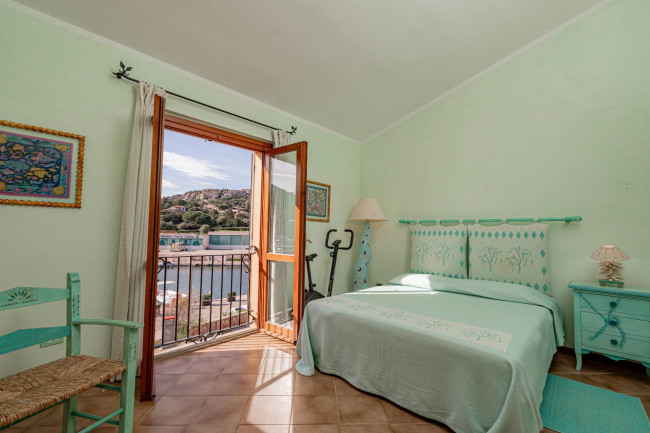 Appartamento in vendita a Arzachena