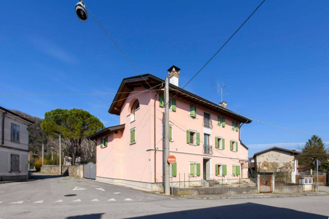 Villa in vendita a Gorizia