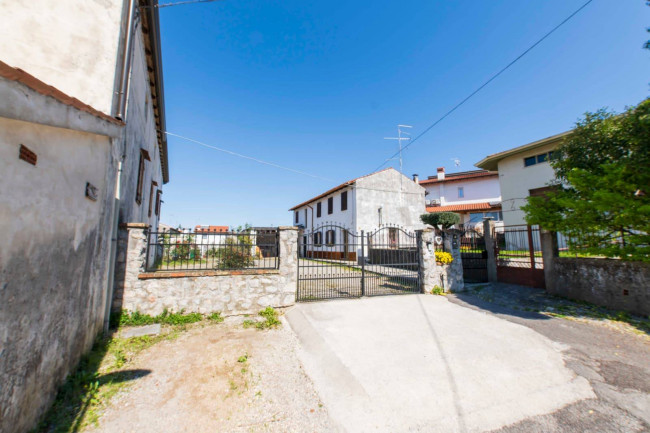 Casa singola in vendita a Doberdò del Lago