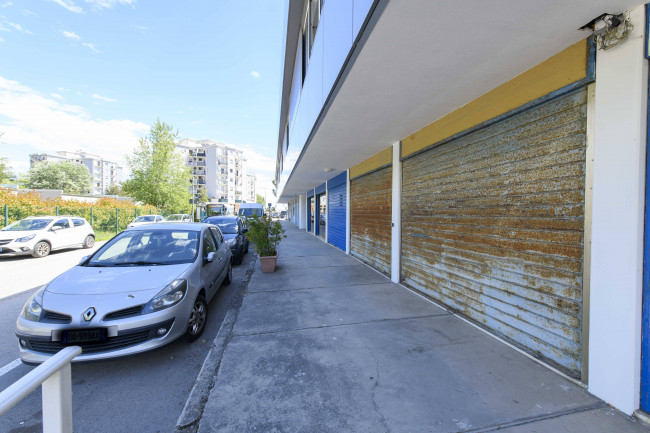 Locale commerciale in vendita a Monfalcone