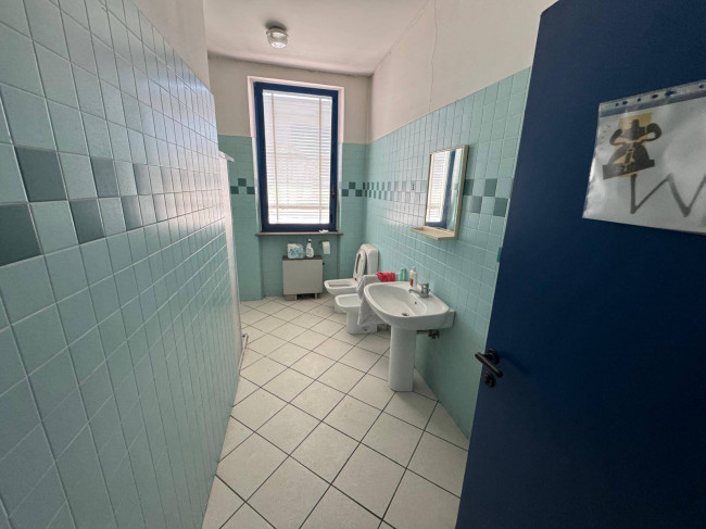 Locale commerciale in vendita a Monfalcone