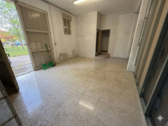 Gewerberaum / Ladenlokal zu verkauf in Ronchi dei Legionari