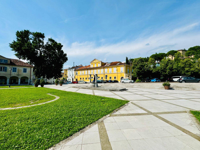 Gewerberaum / Ladenlokal zu mieten in Gorizia
