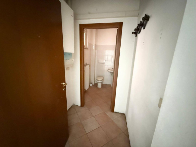Gewerberaum / Ladenlokal zu mieten in Gorizia