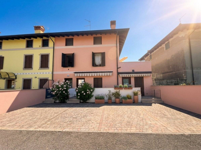 Appartamento in vendita a Grado