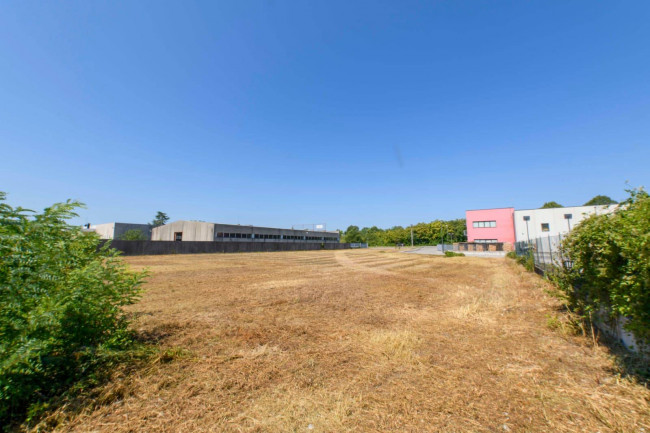 Terreno edificabile in vendita a Farra d'Isonzo