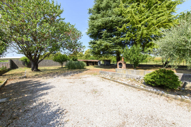 Appartamento in vendita a Chiopris-Viscone