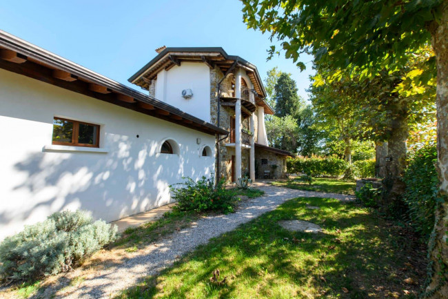 Villa for sale in Cormons