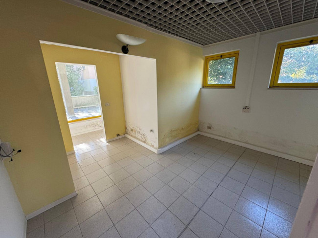 Locale commerciale in vendita a Gorizia